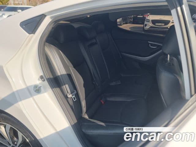 Hyundai Avante MD Modern, 2013 20