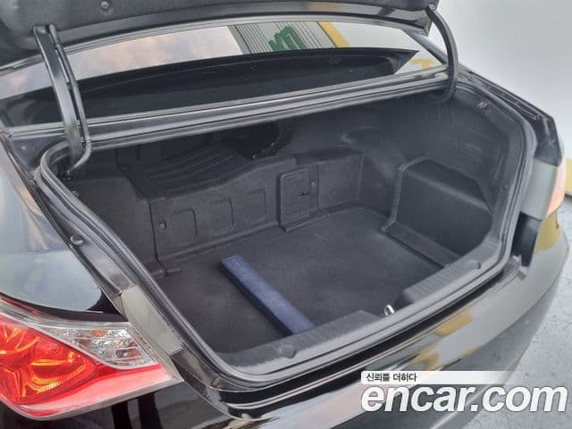 Hyundai Sonata гибрид Premier, 2012 9