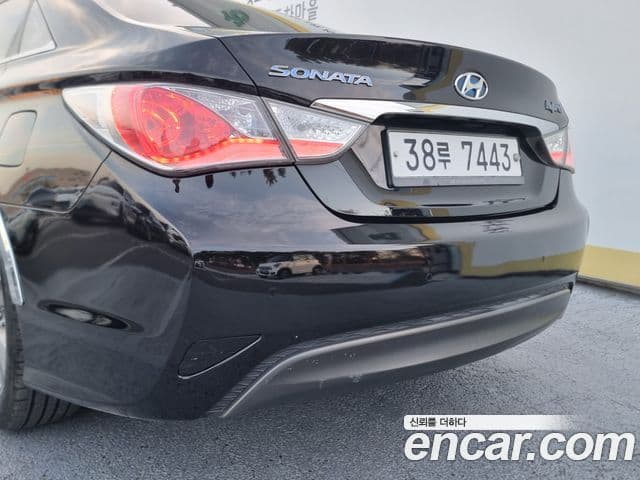 Hyundai Sonata гибрид Premier, 2012 10