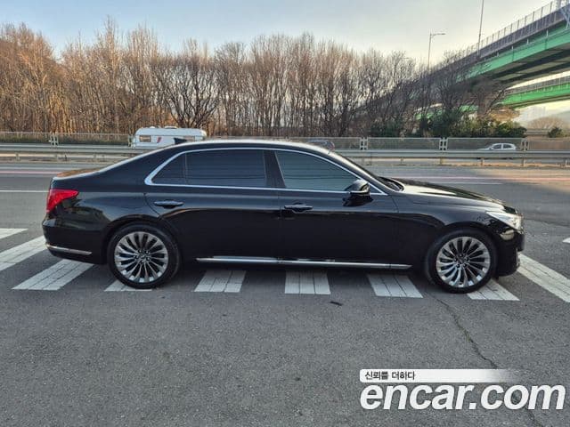 Genesis EQ900 Prestige, 2016 18