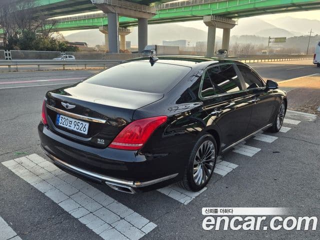 Genesis EQ900 Prestige, 2016 19