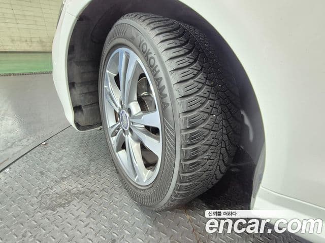 Mercedes-Benz E-класс W212 E200 купе, 2014 6