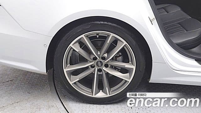 Audi A7 (4K) Premium, 2021 7