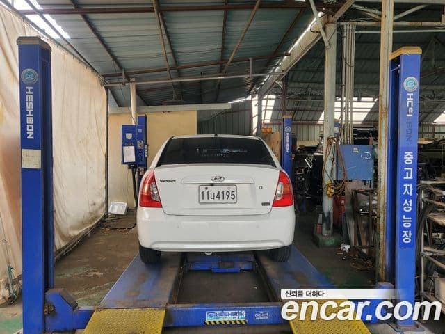 Hyundai 베르나(новый кузов / новое поколение) Premier, 2007 12