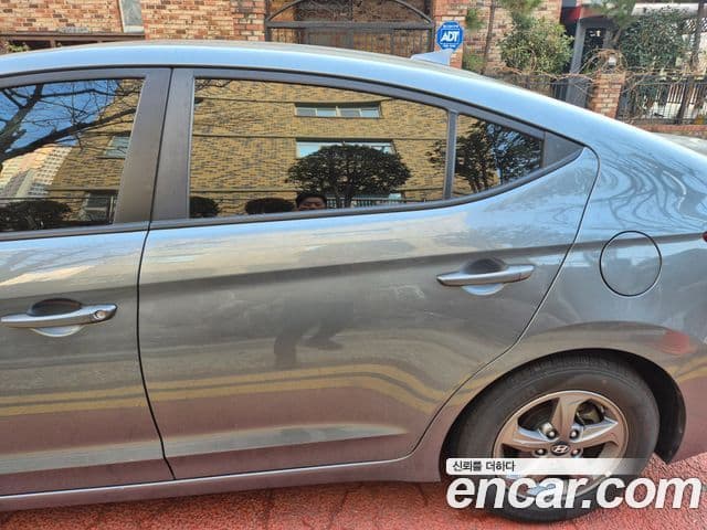 Hyundai Avante AD 1.6 GDI Smart, 2016 10