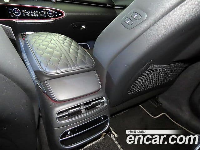 Genesis GV70, 2022 15