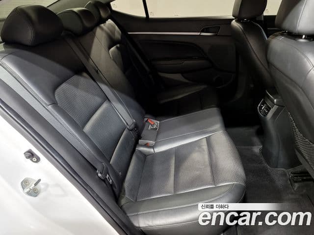 Hyundai Avante AD 1.6 GDI Smart, 2017 18