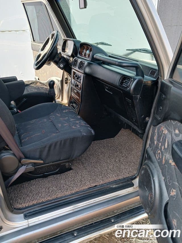 Hyundai 갤로퍼 2 фургон / турбо (Short Body), 2003 7