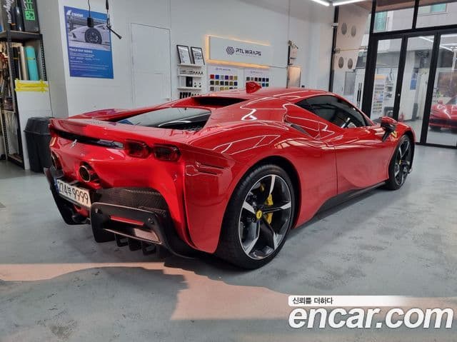 Ferrari SF90 스트라달레, 2021 4