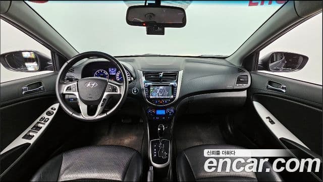 Hyundai Accent(новый кузов / новое поколение) 1.6 GDI top, 2012 7