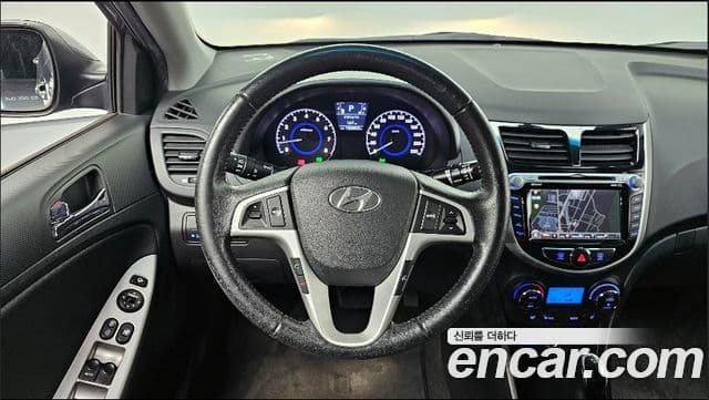 Hyundai Accent(новый кузов / новое поколение) 1.6 GDI top, 2012 13