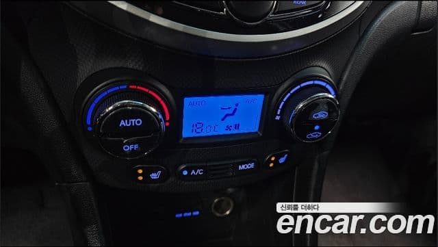 Hyundai Accent(новый кузов / новое поколение) 1.6 GDI top, 2012 19