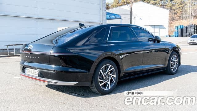 Hyundai Grandeur гибрид (GN7) Exclusive, 2025 3