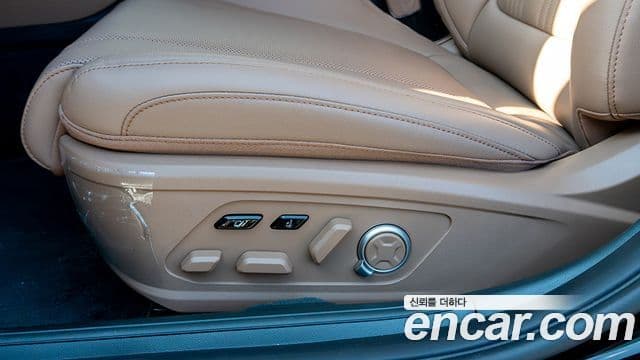 Hyundai Grandeur гибрид (GN7) Exclusive, 2025 14