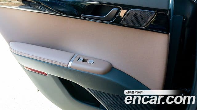 Hyundai Grandeur гибрид (GN7) Exclusive, 2025 18