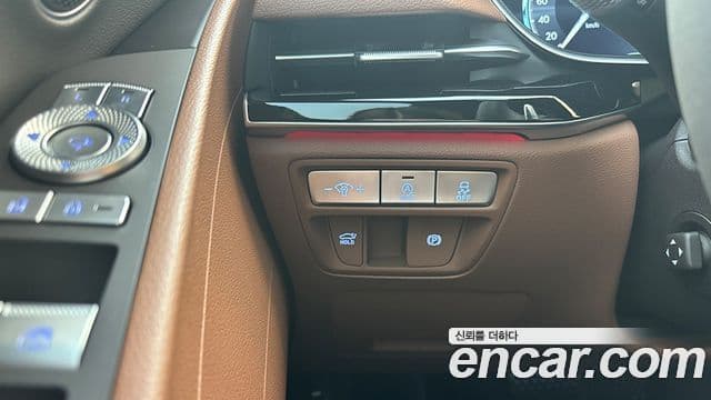 Genesis G80 (RG3) бензин 2.5 турбо AWD, 2023 16