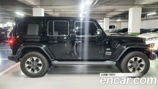 Jeep Wrangler (JL) 2.0 Overland Power top 4도어, 2022 3