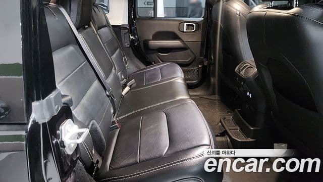 Jeep Wrangler (JL) 2.0 Overland Power top 4도어, 2022 9