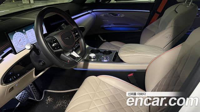 Genesis GV70, 2025 7