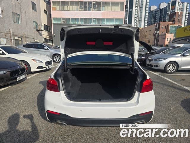 BMW 5시리즈 (G30) 520d M Sport, 2018 9