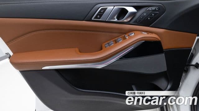BMW X7 (G07) xDrive 40i M Sport 6인승, 2024 13
