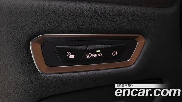 BMW X7 (G07) xDrive 40i M Sport 6인승, 2024 14