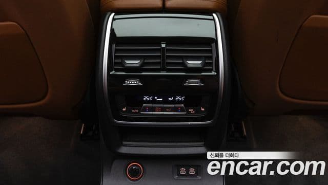 BMW X7 (G07) xDrive 40i M Sport 6인승, 2024 19