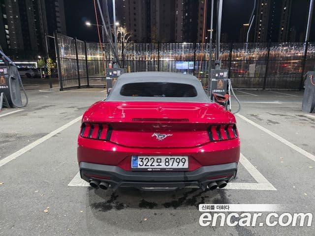 Ford Mustang 7세대 2.3 EcoBoost Premium кабриолет, 2024 4