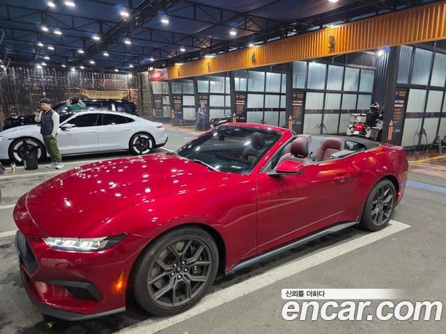 Ford Mustang 7세대 2.3 EcoBoost Premium кабриолет, 2024 8