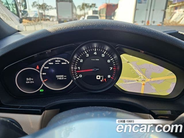 Porsche Cayenne (PO536), 2019 6