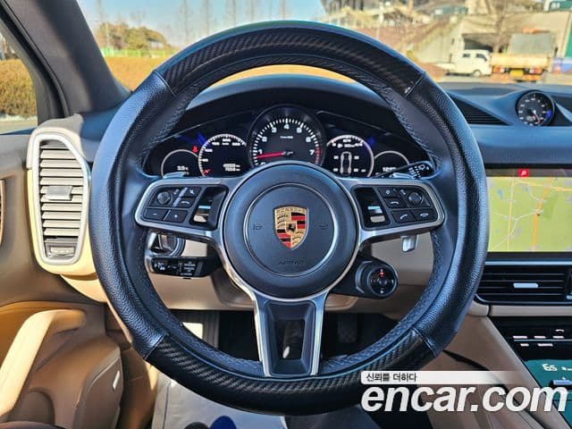 Porsche Cayenne (PO536), 2019 8