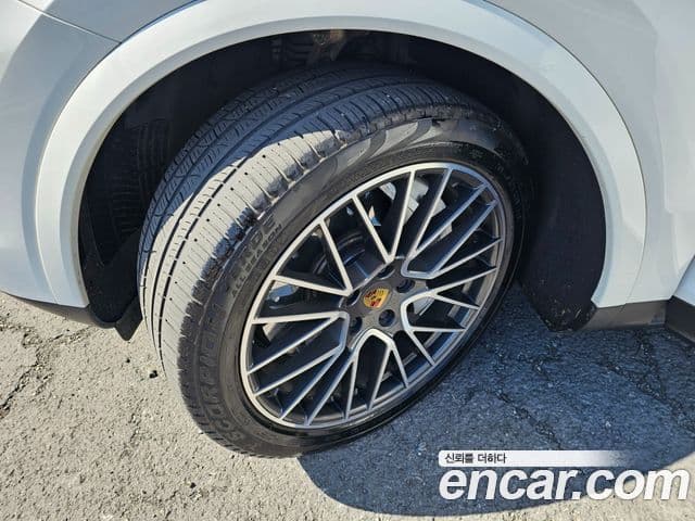 Porsche Cayenne (PO536), 2019 20