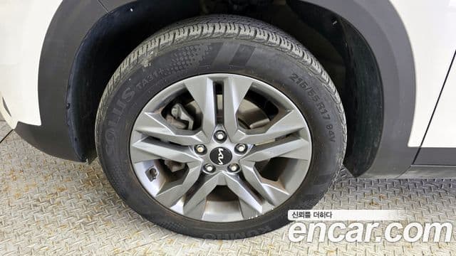 Kia Seltos Prestige, 2023 все фото