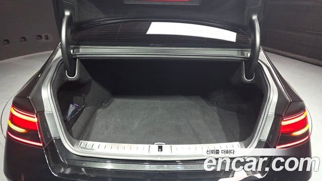 Genesis G90 (RS4) бензин 3.5 турбо AWD, 2022 20