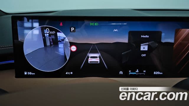 Genesis GV70, 2025 8