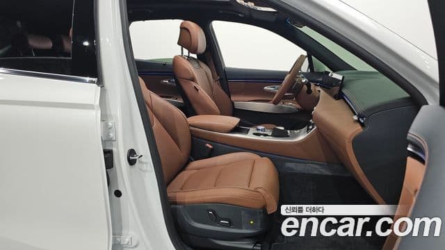 Genesis GV70, 2025 10