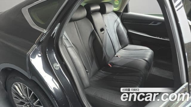 Genesis G80 (RG3) бензин 2.5 турбо 2WD, 2021 12