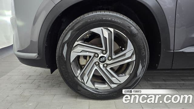 Hyundai The / новый New Santa Fe Exclusive, 2022 все фото