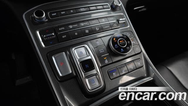 Hyundai The / новый New Santa Fe Exclusive, 2022 9