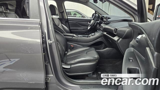 Hyundai The / новый New Santa Fe Exclusive, 2022 11