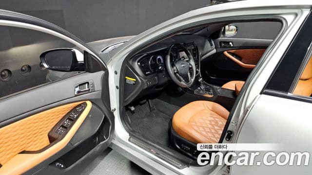 Kia K5 Noblesse, 2011 10