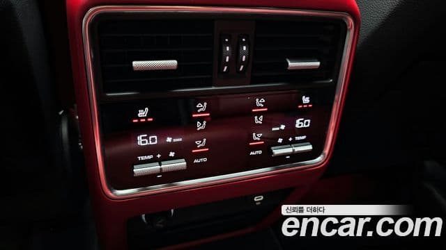 Porsche Cayenne (PO536) 3.0 E-гибрид, 2020 17