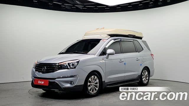 KG모빌리티(SsangYong) Korando 투리스모 4WD outdoor Edition 9인승, 2016 1