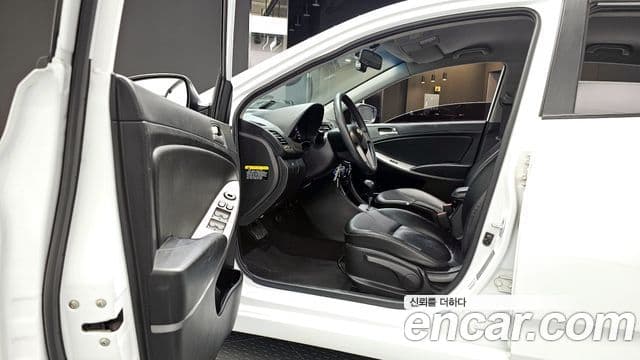 Hyundai Accent(новый кузов / новое поколение) Wit 1.4 VVT Smart, 2017 10