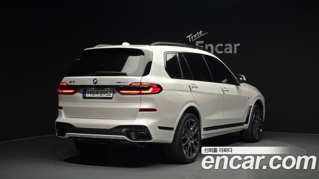 BMW X7 (G07) xDrive 40i M Sport 6인승, 2024 2