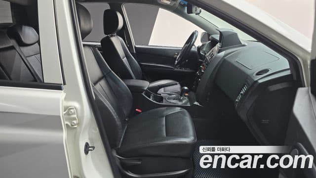 KG모빌리티(SsangYong) Korando Sport Fashion, 2015 10