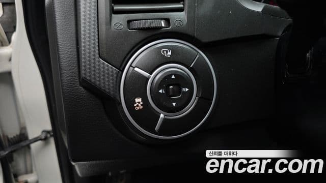 KG모빌리티(SsangYong) Korando Sport Fashion, 2015 18