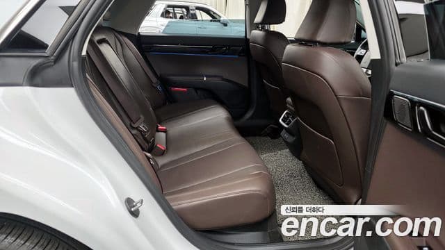 Hyundai Grandeur (GN7) Premium, 2024 12