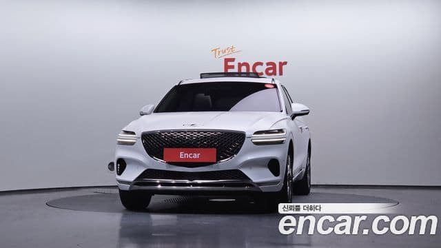 Genesis GV70, 2021 3