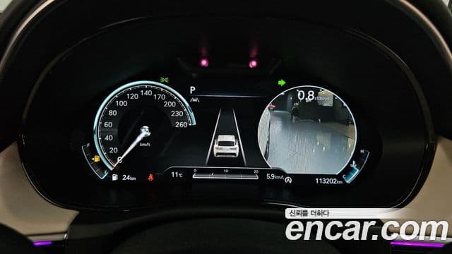 Genesis GV70, 2021 8